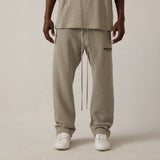 Buzo Fear of God Essentials Relaxed SS22 - Gris Oscuro