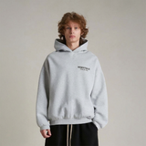 Polerón Fear of God Essentials Fleece FW24 - Gris Claro